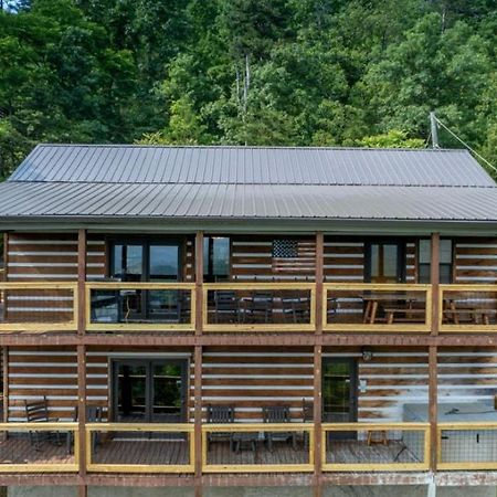 Villa Smoky View With A Twist à Pigeon Forge Extérieur photo
