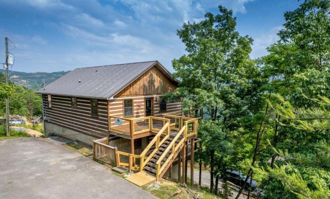 Villa Smoky View With A Twist à Pigeon Forge Extérieur photo