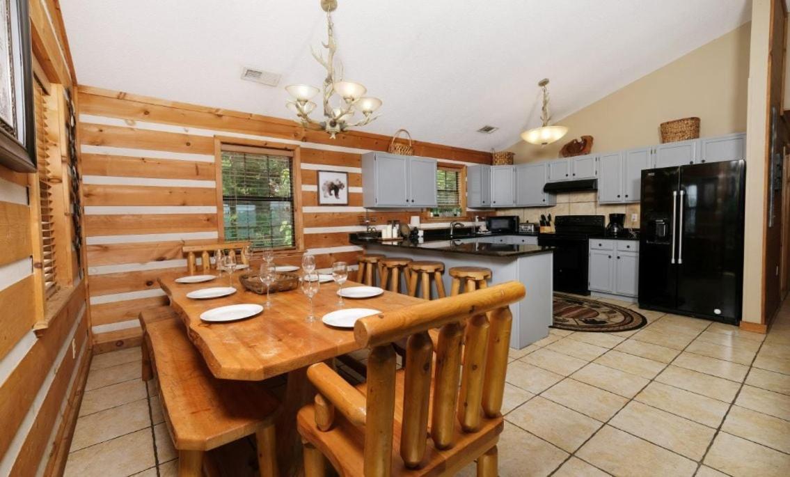 Villa Smoky View With A Twist à Pigeon Forge Extérieur photo