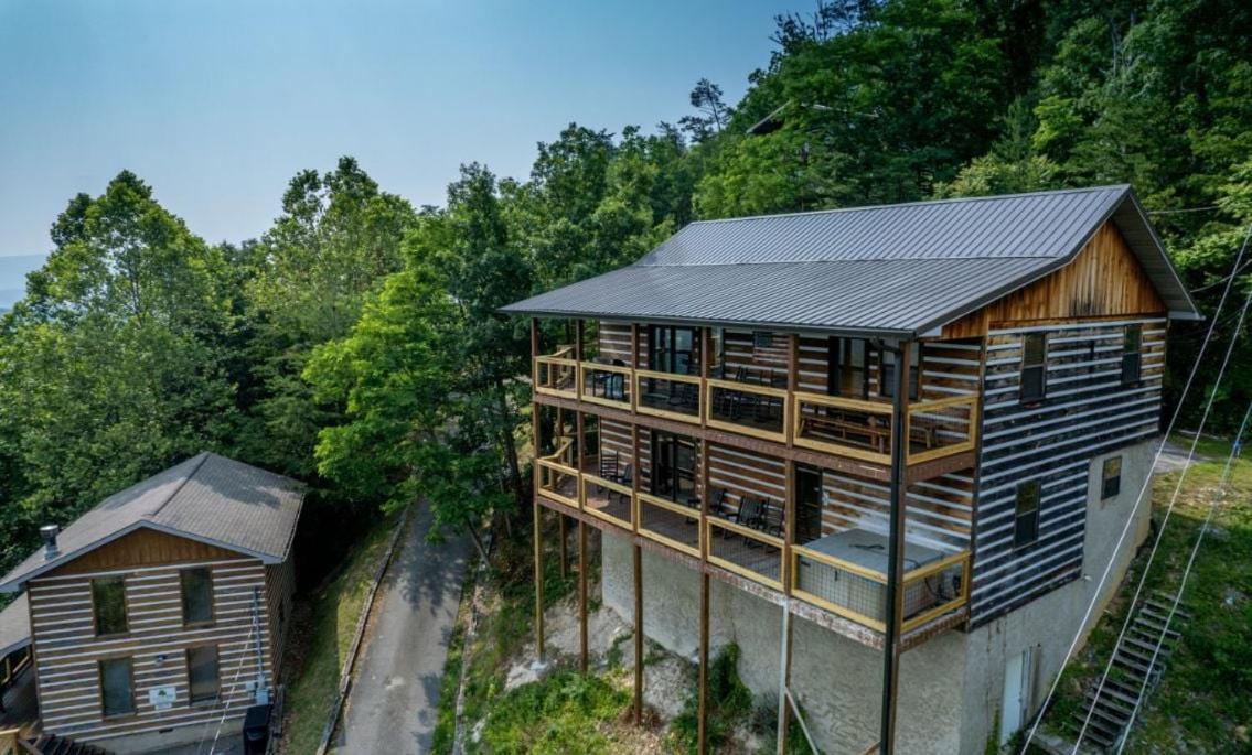 Villa Smoky View With A Twist à Pigeon Forge Extérieur photo