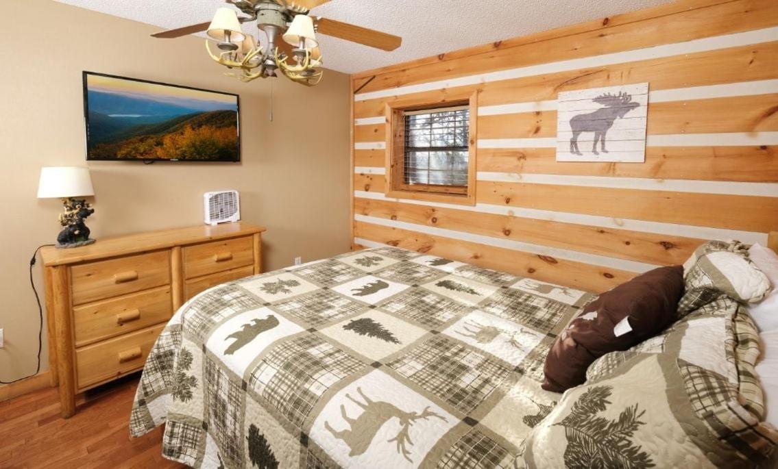 Villa Smoky View With A Twist à Pigeon Forge Extérieur photo